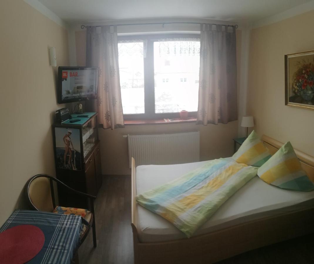Villa Meisterburg Ściegny Kamer foto